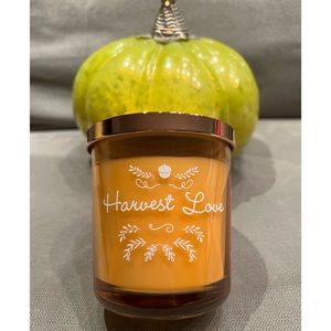 DW Home Pumpkin & Rum Jar Candle